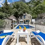 Vila Stonehouse