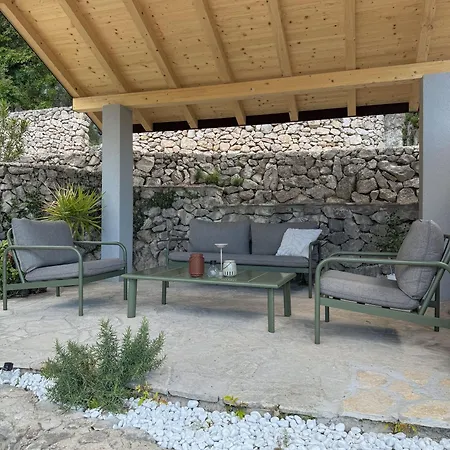 Villa Stonehouse